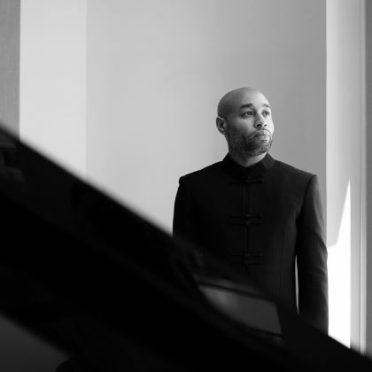 https://spirio-spotlight.steinway.com/spiriocast/new/on-demand/aaron-diehl