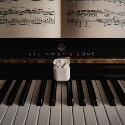 /magnoliaAuthor/steinway.com-americas/news/press-releases/steinway-to-launch-official-apple-music-curator-profile