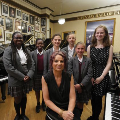 /magnoliaAuthor/steinway.com-americas/news/steinway-chronicle/winter-2017/bromley-high-becomes-first-all-steinway-girls-school-in-uk