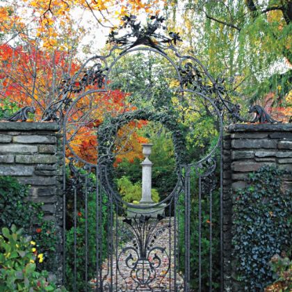 /magnoliaAuthor/steinway.com-americas/news/features/toward-the-new-world-dumbarton-oaks