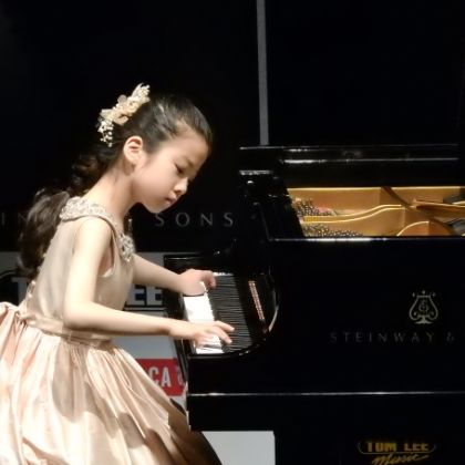 /magnoliaAuthor/steinway.com-americas/news/press-releases/steinway-announces-2018-junior-piano-competition-winners