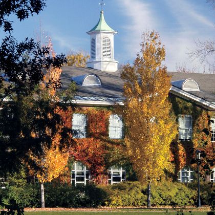 /magnoliaAuthor/steinway.com-americas/news/boston-chronicle/winter-2016/steinway-boston-keene-college