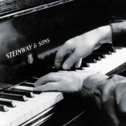/magnoliaAuthor/steinway.com-americas/news/features/writing-at-the-piano