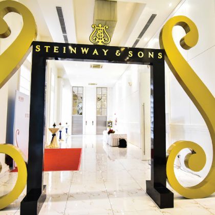 /magnoliaAuthor/steinway.vn/vi/news/su-kien-ra-mat-chinh-thuc-bo-suu-tap-the-steinway-crown-jewels-macassar-ebony